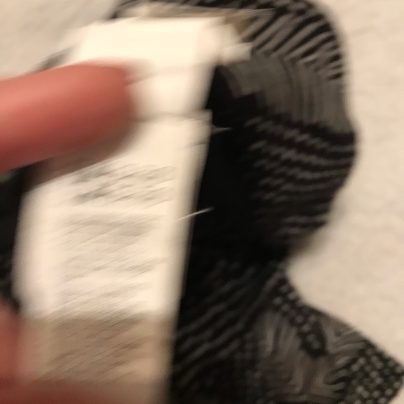 🔴4 for 25🔴 Lucky Brand Cream & Black Wrap Skirt - Picture 7 of 8